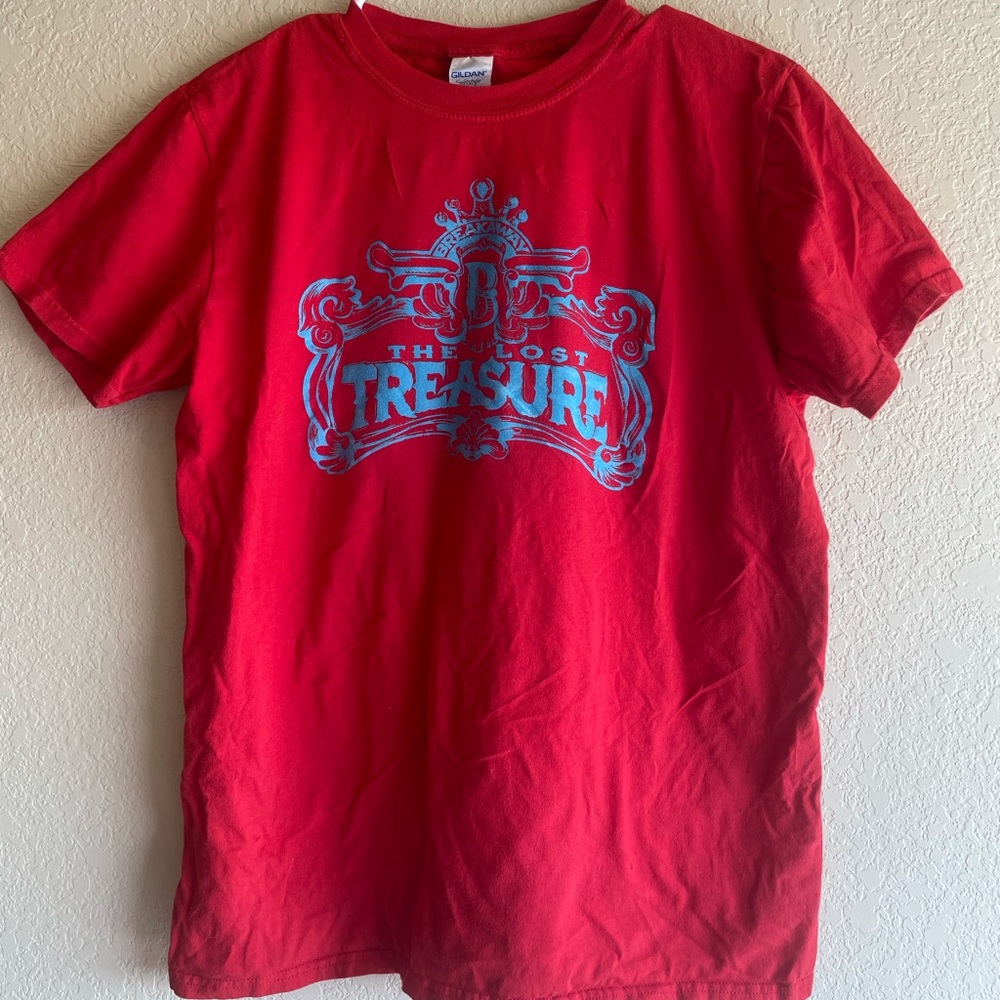 The lost treasure tee